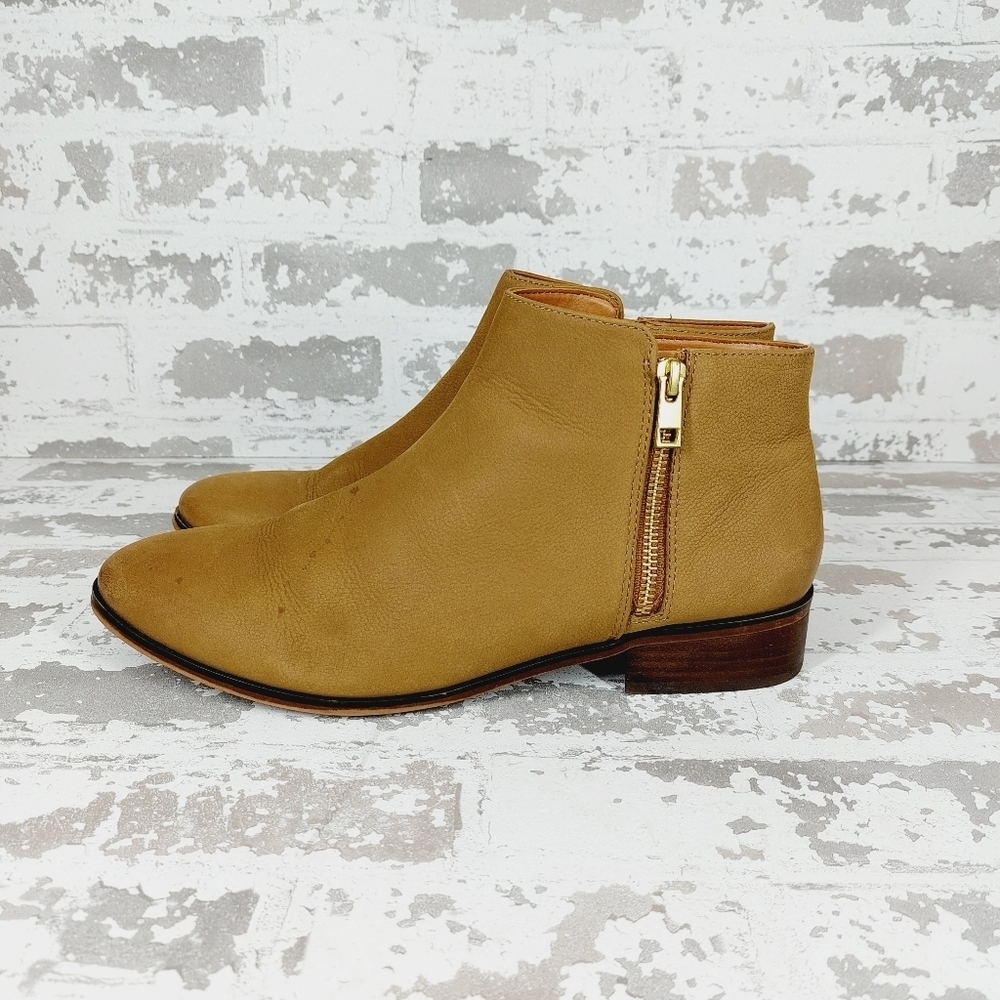 Aldo Tan Almond Toe Side Zip Ankle Boots T170